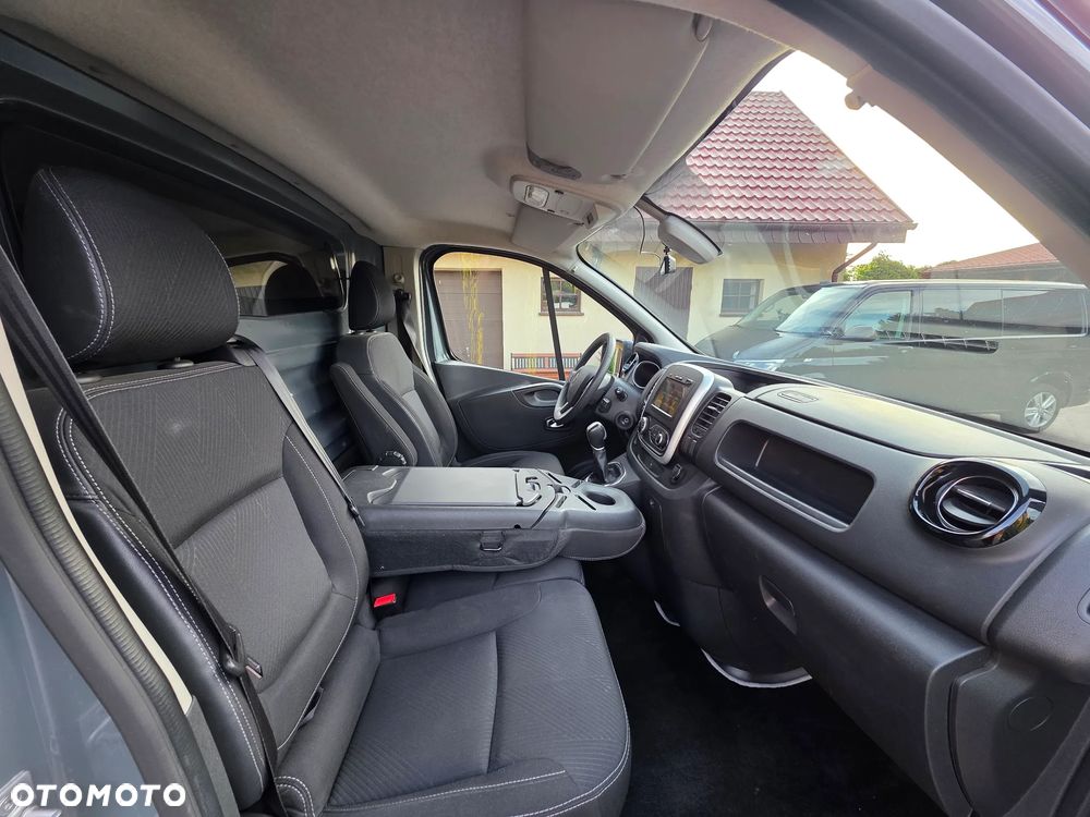 Renault Trafic - 19