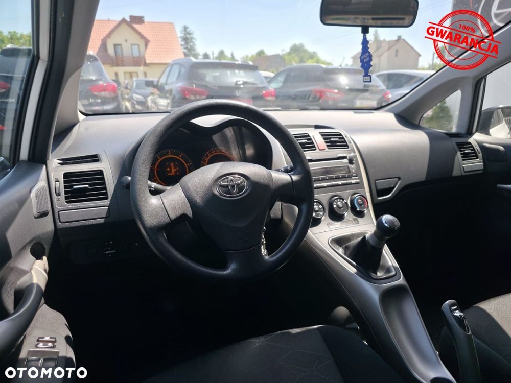 Toyota Auris 1.4 D-4D Premium - 26