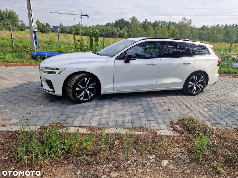 Volvo V60 T6 AWD R-Design - 11