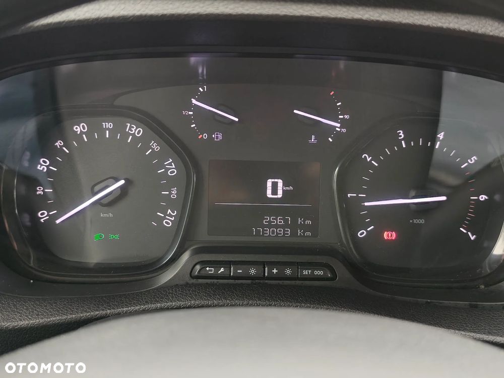 Toyota ProAce - 33