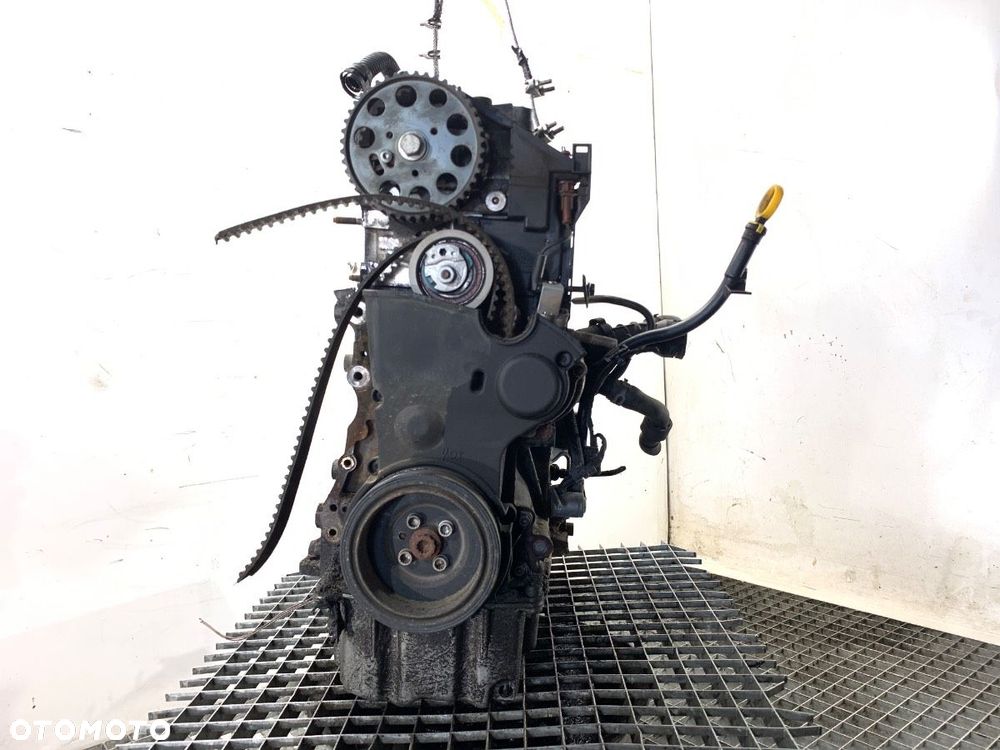 SILNIK  SKODA OCTAVIA III Combi (5E5, 5E6) 2012 - 2022 1.6 TDI 77 kW [105 KM] olej napędowy 2012 - - 4