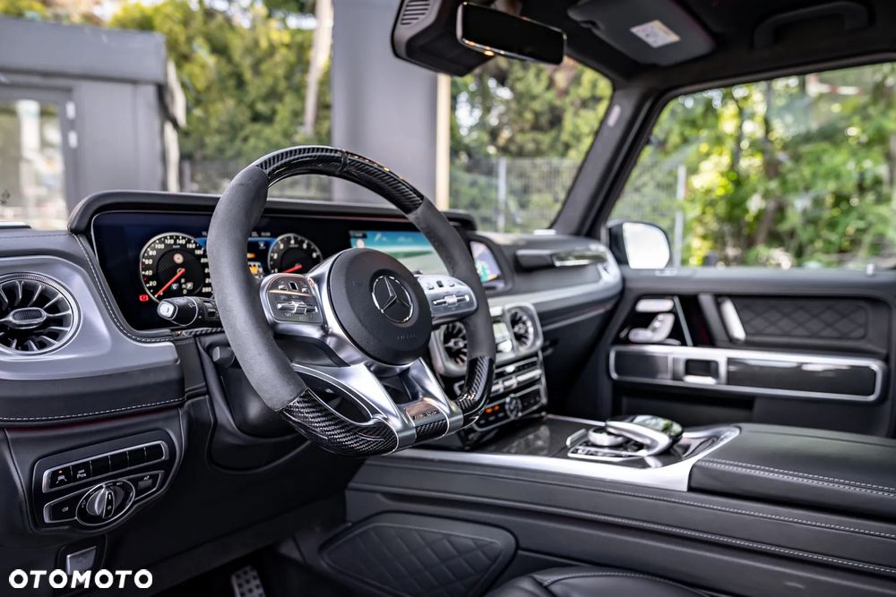 Mercedes-Benz Klasa G AMG 63 AMG Speedshift 9G-TRONIC - 38