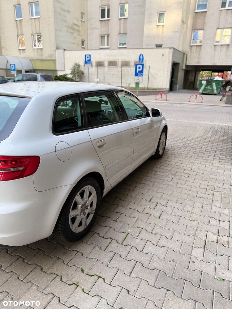 Audi A3 Sportback 2.0 TDI DPF Ambition - 6