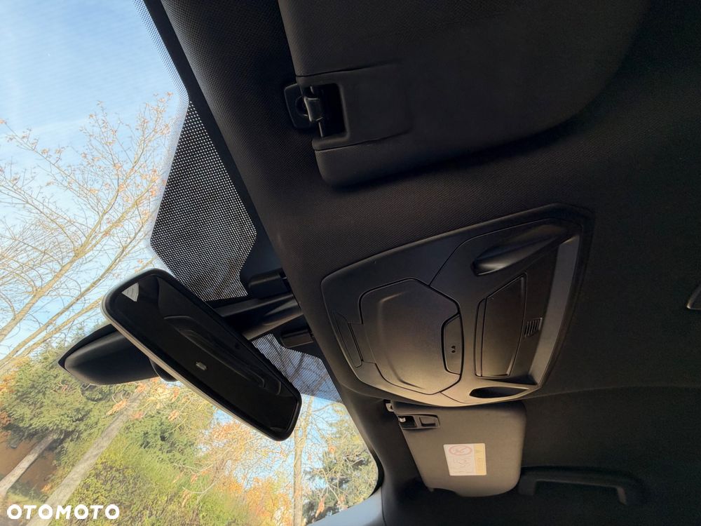 Ford Kuga - 20