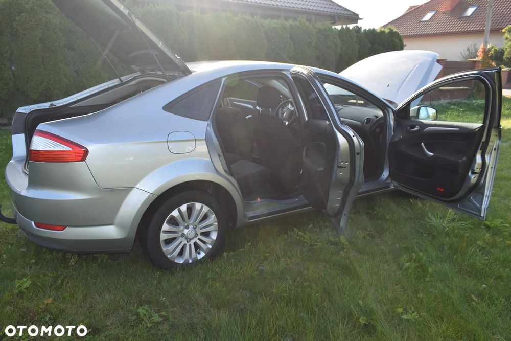 Ford Mondeo 1.6 Ti-VCT Trend - 14