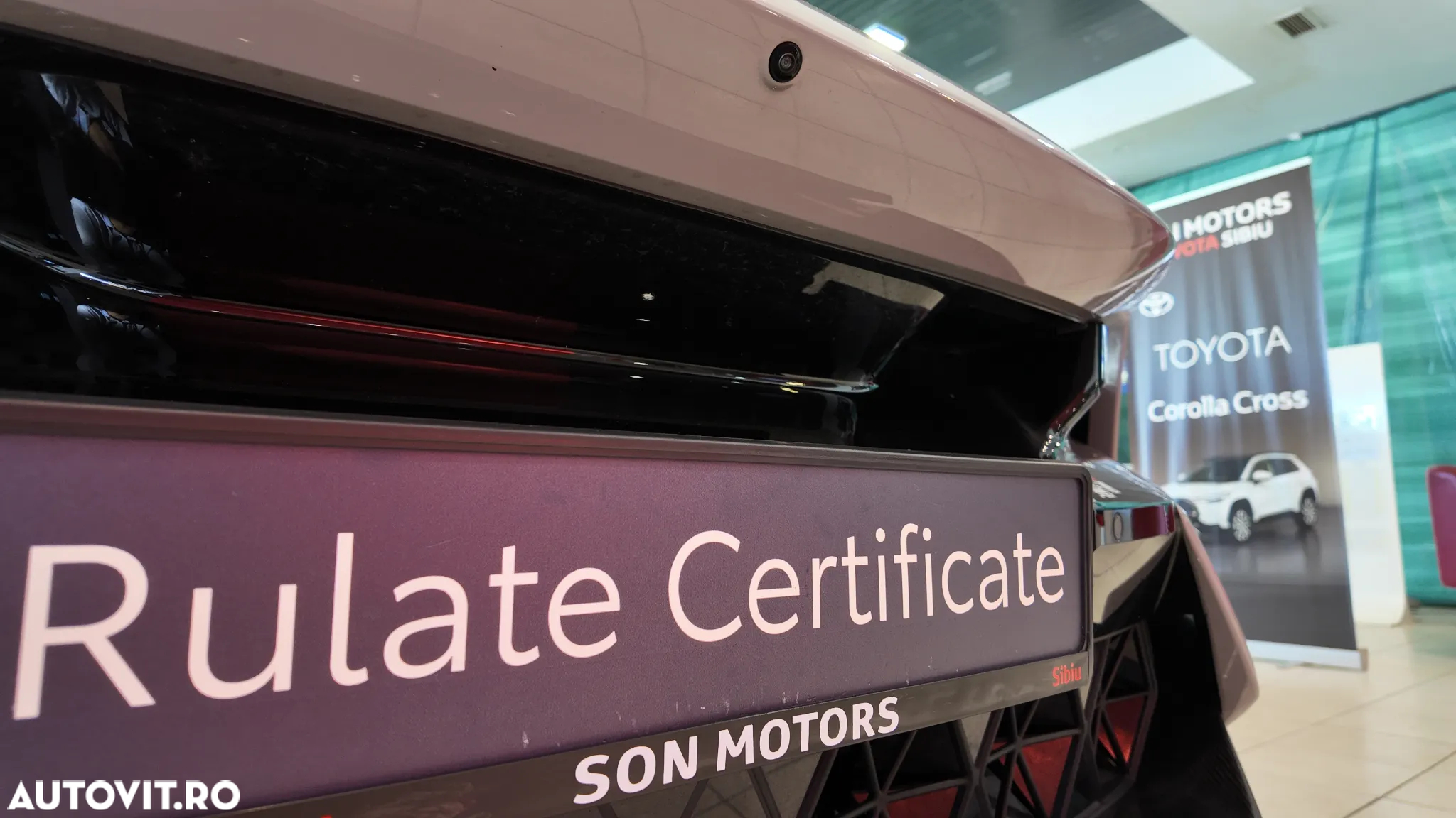 Lotus Eletre 900 Sport Carbon - 10