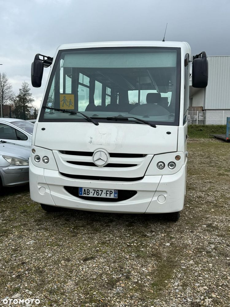 Mercedes-Benz Mediano - 7
