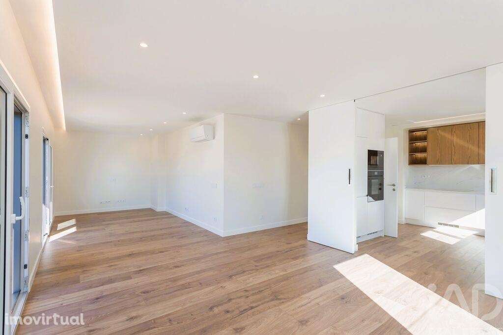 Apartamento T2 em Cascais e Estoril de 126,00 m2 - Grande imagem: 4/30