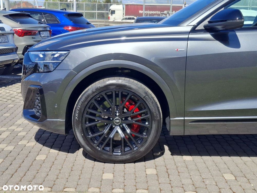 Audi Q8 - 2