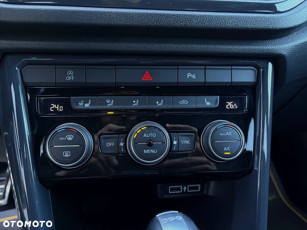 Volkswagen T-Roc 2.0 TSI OPF 4MOTION DSG Sport - 32