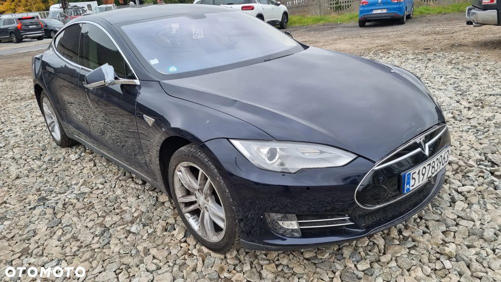 Tesla Model S 85 - 7