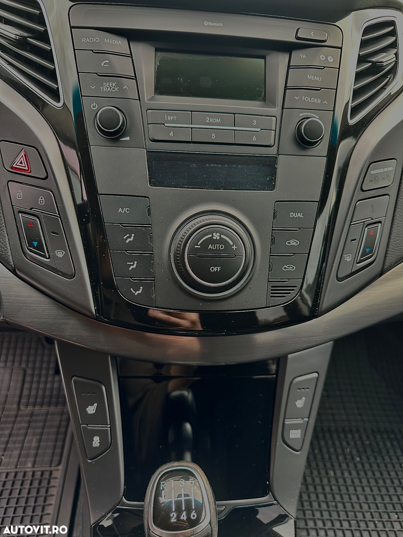 Hyundai i40 Kombi 1.7 CRDi Premium - 8