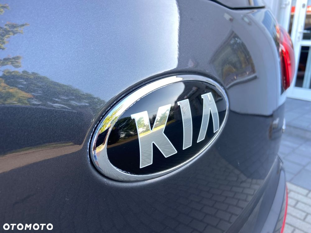 Kia Sportage 2.0 CRDI AWD Dream-Team Edition - 13