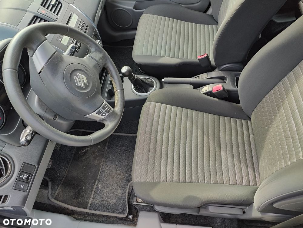 Suzuki SX4 1.6 Comfort Plus 4WD - 21
