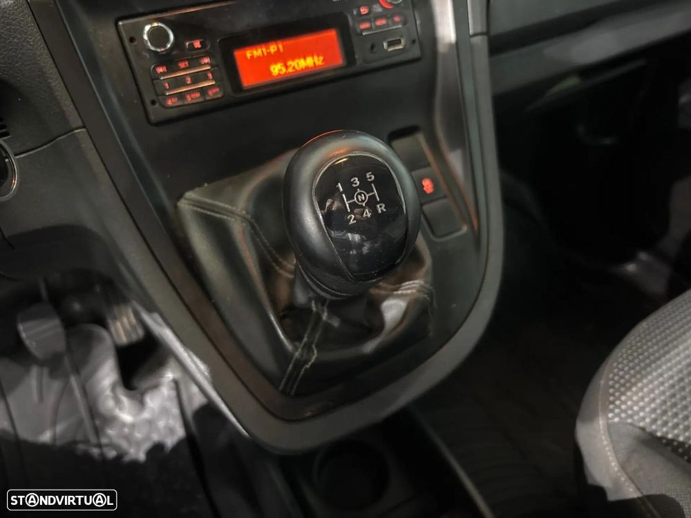 Mercedes-Benz Citan 2 lugares - 12
