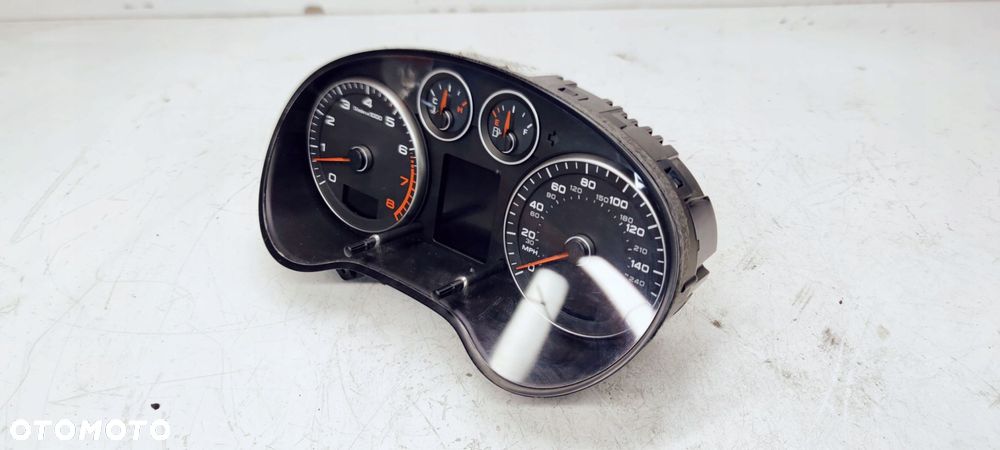 LICZNIK ZEGARY AUDI A3 8P LIFT USA 8P0920982G - 3