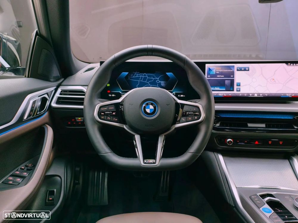 BMW i4 eDrive40 Pack Desportivo M Pro - 44