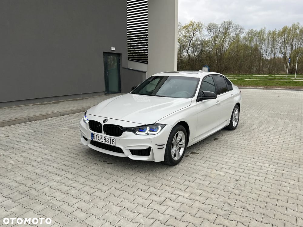 BMW Seria 3 330i Sport Line Shadow - 2