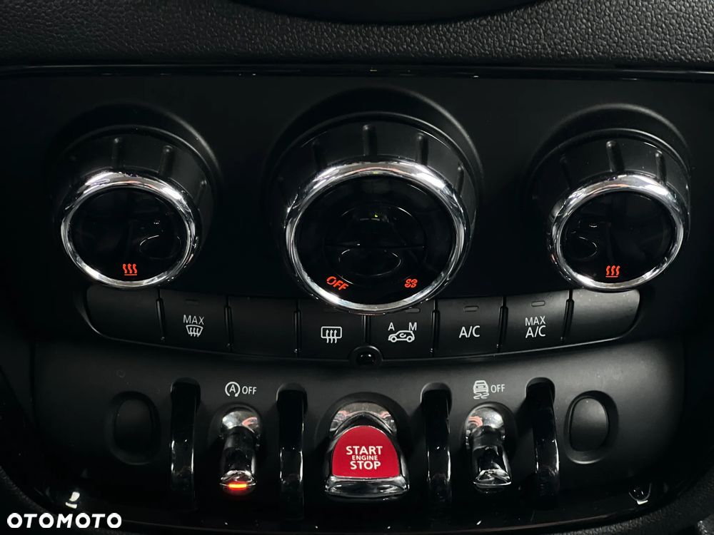 MINI Clubman - 24