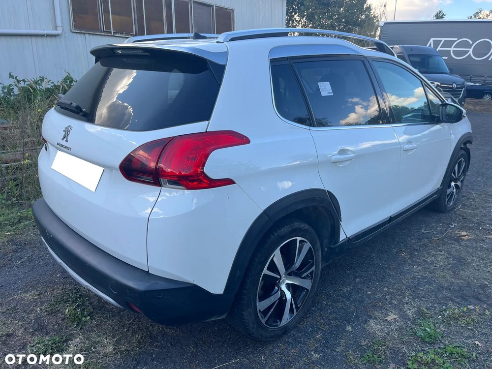 Peugeot 2008 1.2 Pure Tech Allure S&S EAT6 - 1
