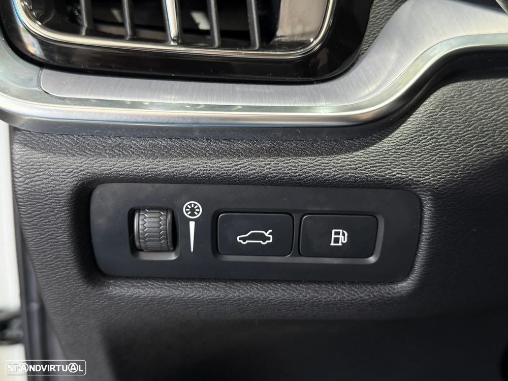 Volvo V60 2.0 T6 AWD TE Inscription - 22