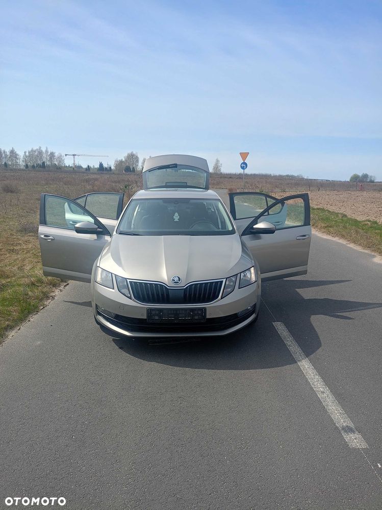 Skoda Octavia - 2