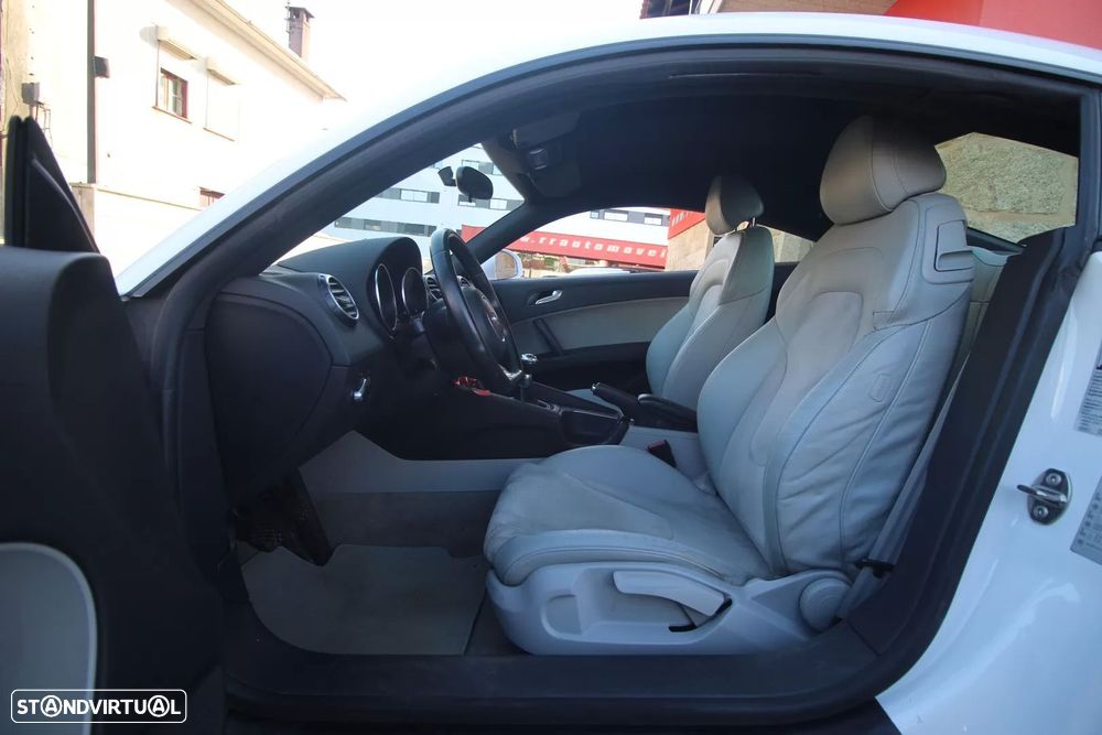 Audi TT Coupé 2.0 TDI quattro - 14