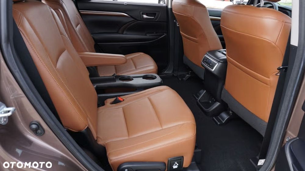 Toyota Highlander - 19