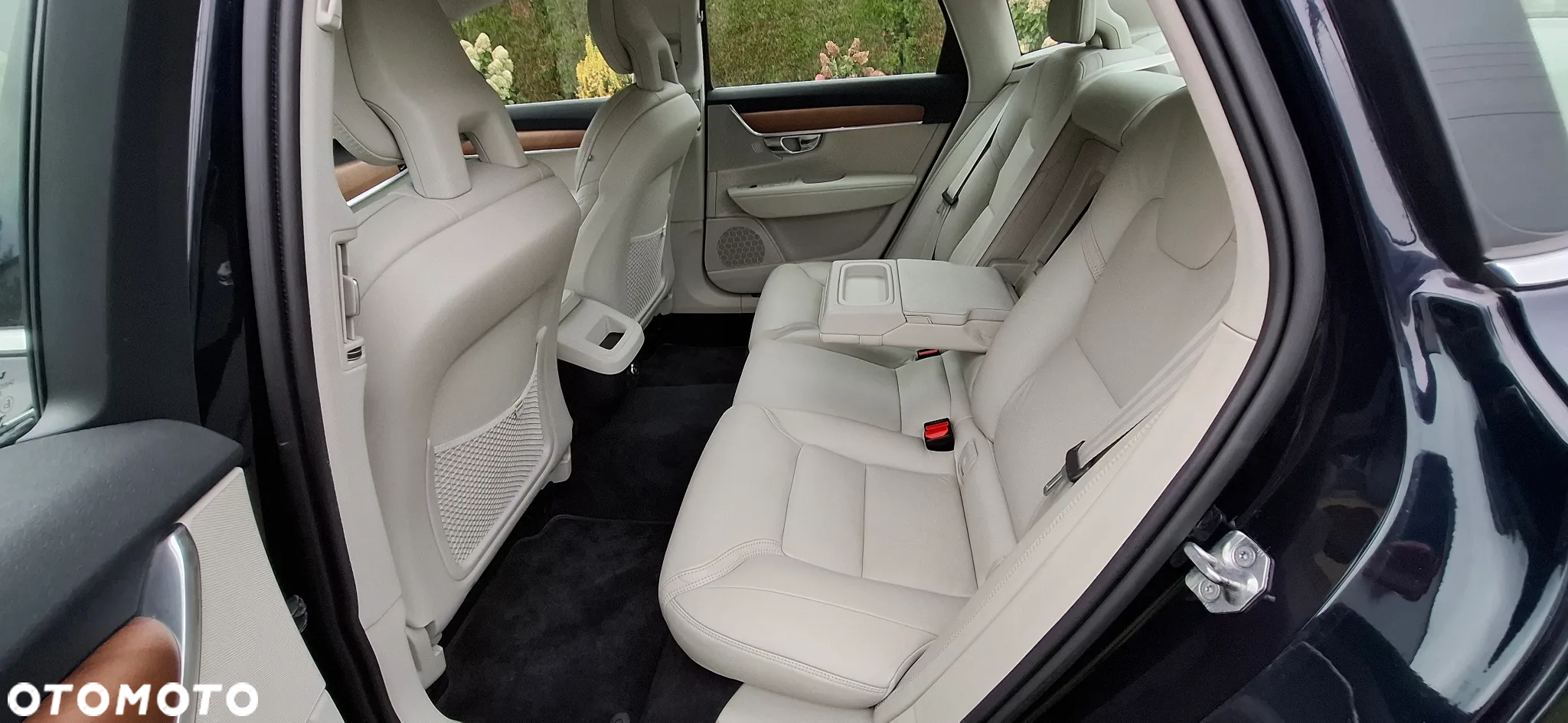 Volvo S90 D4 Inscription - 23
