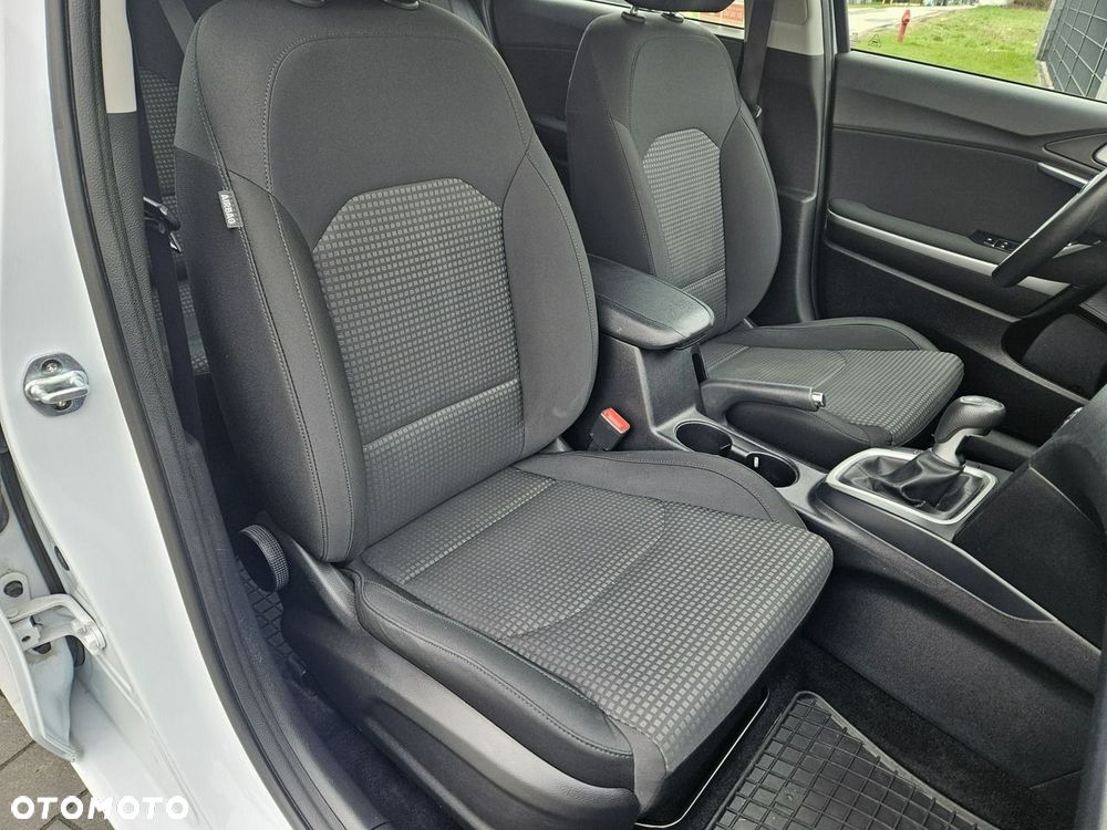 Kia Ceed - 21
