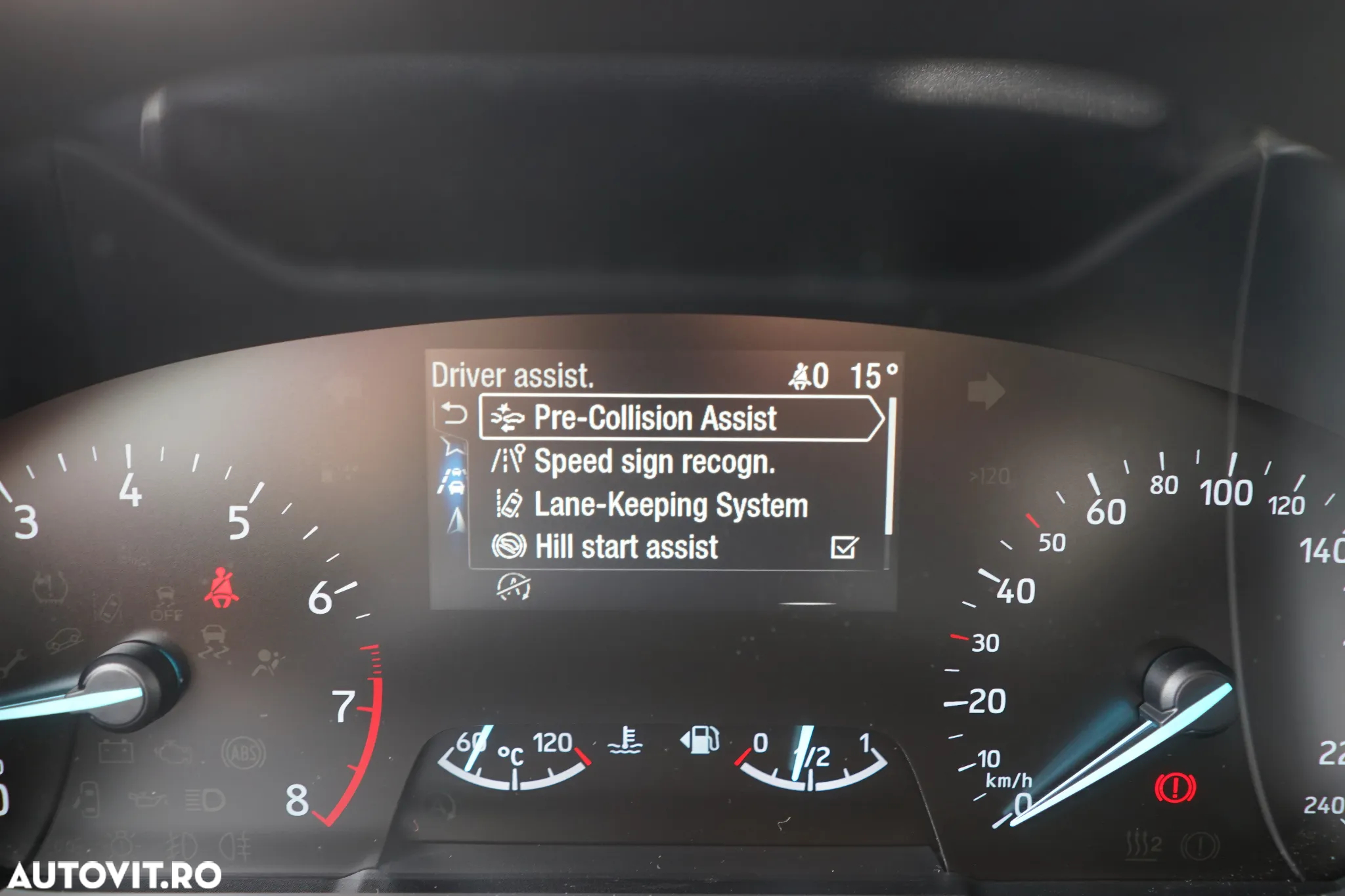 Ford Focus 1.0 EcoBoost Active - 16
