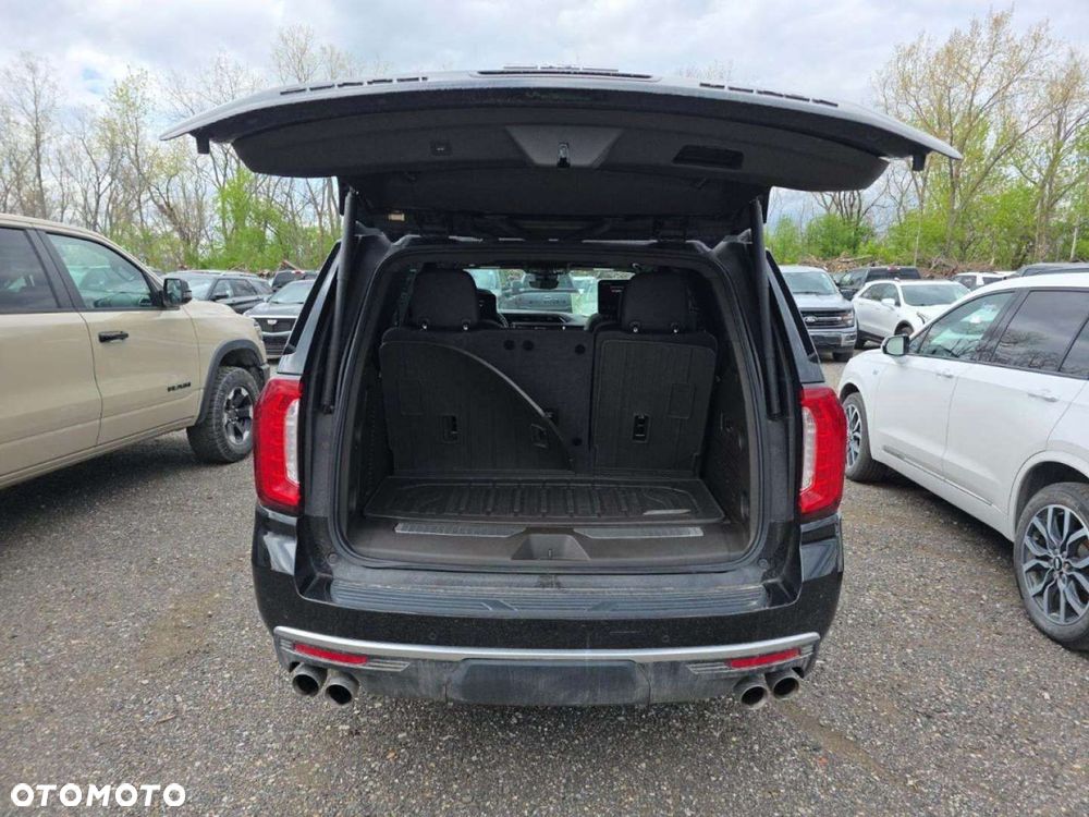 GMC Yukon - 4