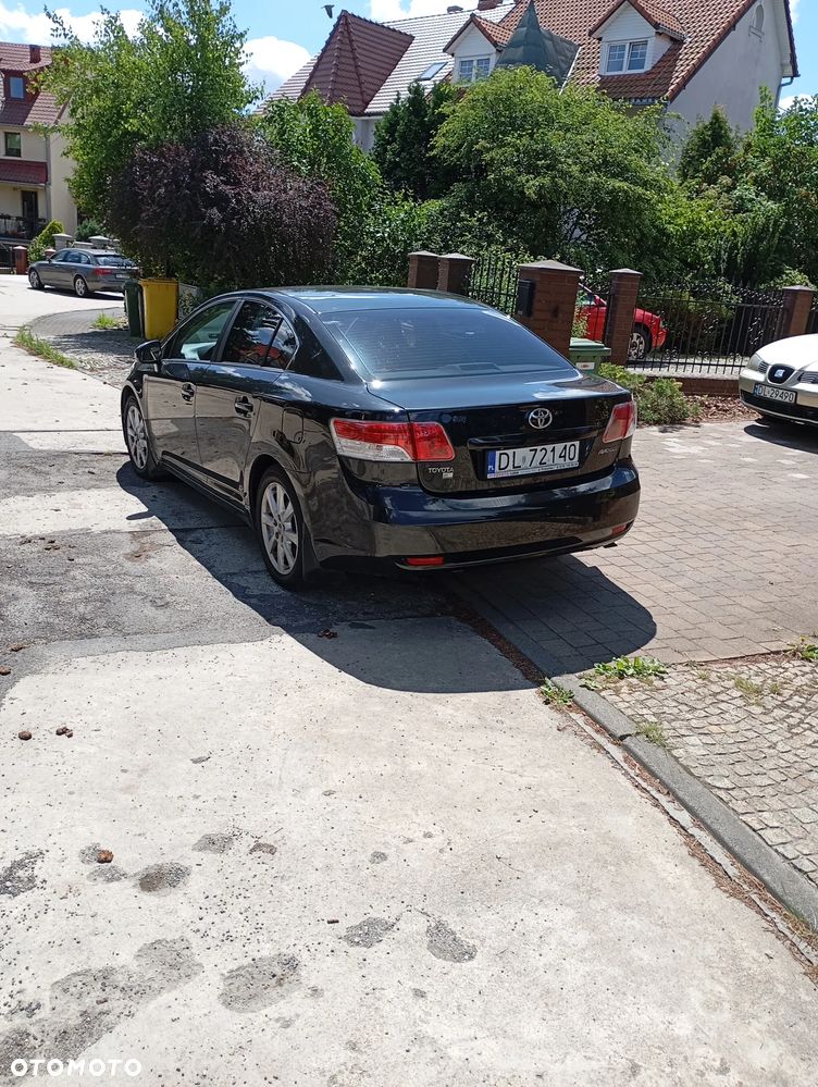 Toyota Avensis 1.8 Premium EU5 - 2