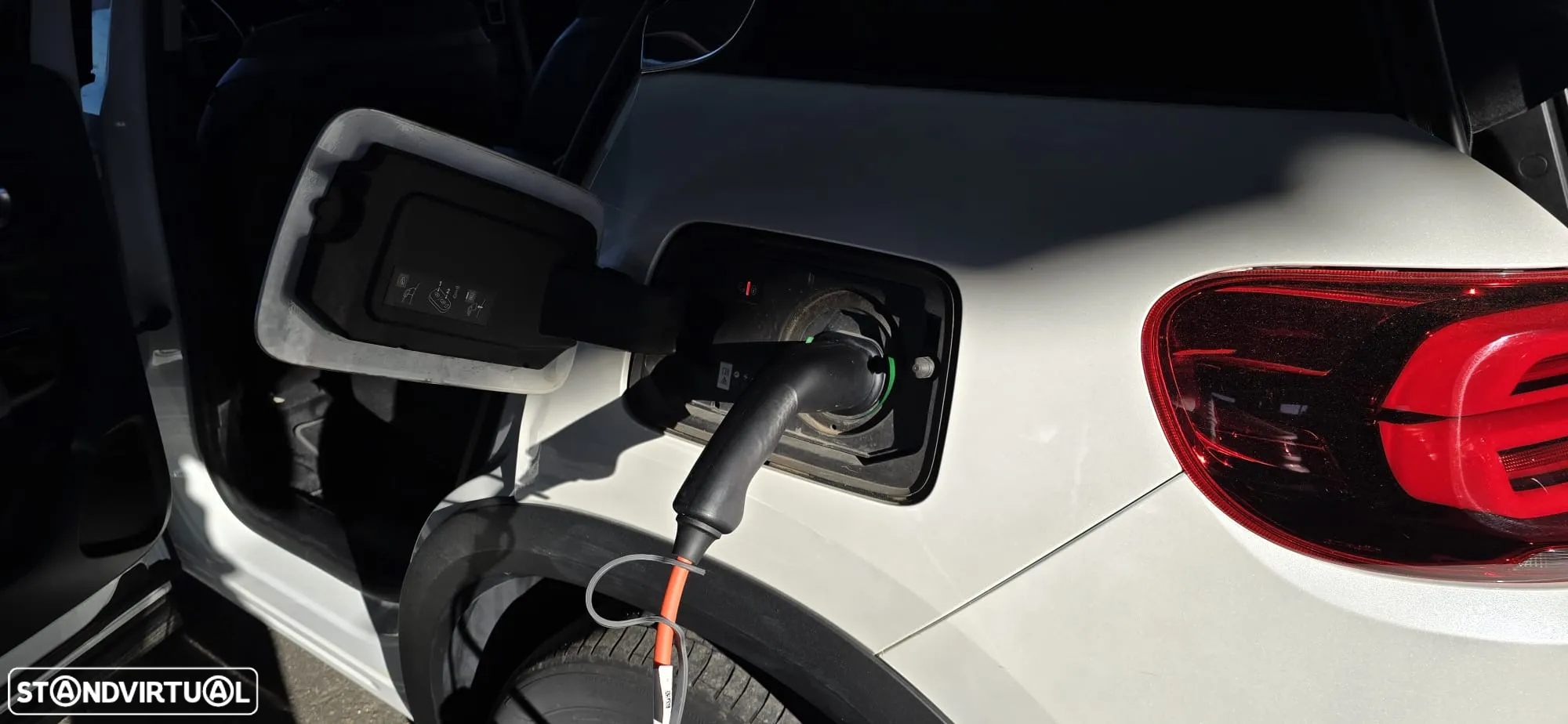 Citroën C5 Aircross 1.6 Hybrid Shine Pack e-EAT8 - 44