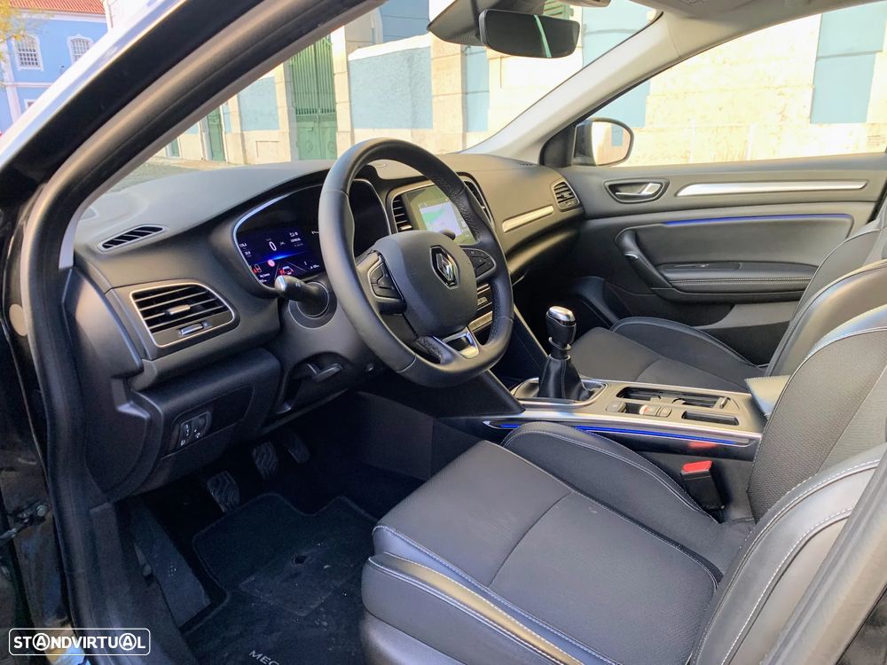 Renault Mégane Sport Tourer 1.5 Blue dCi Intens - 16