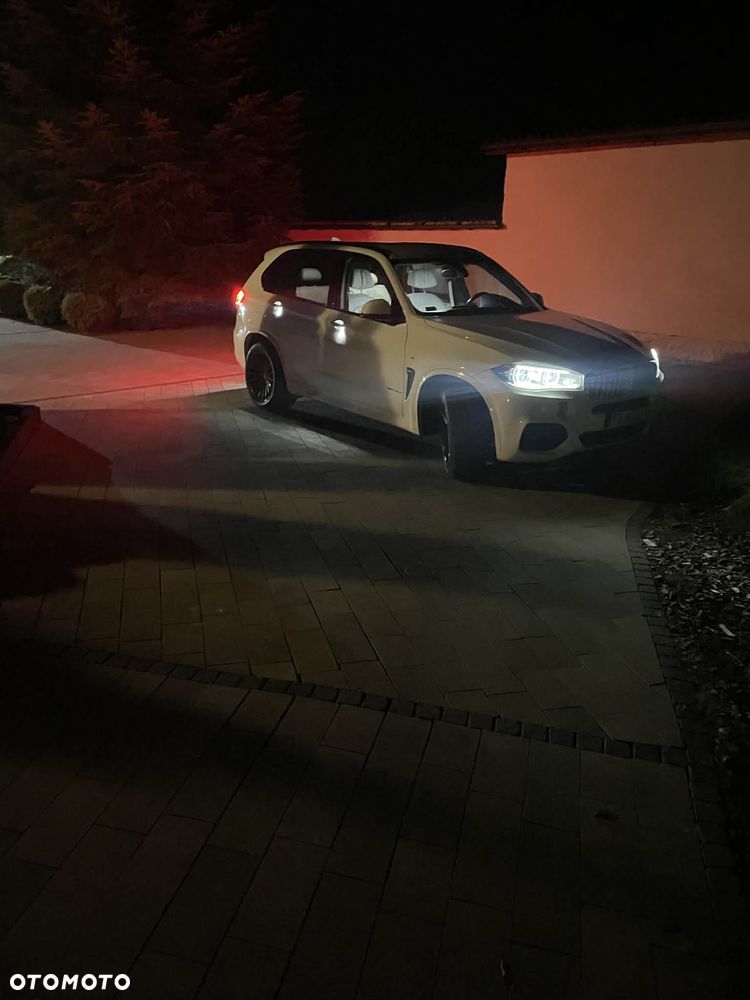 BMW X5 xDrive30d - 19