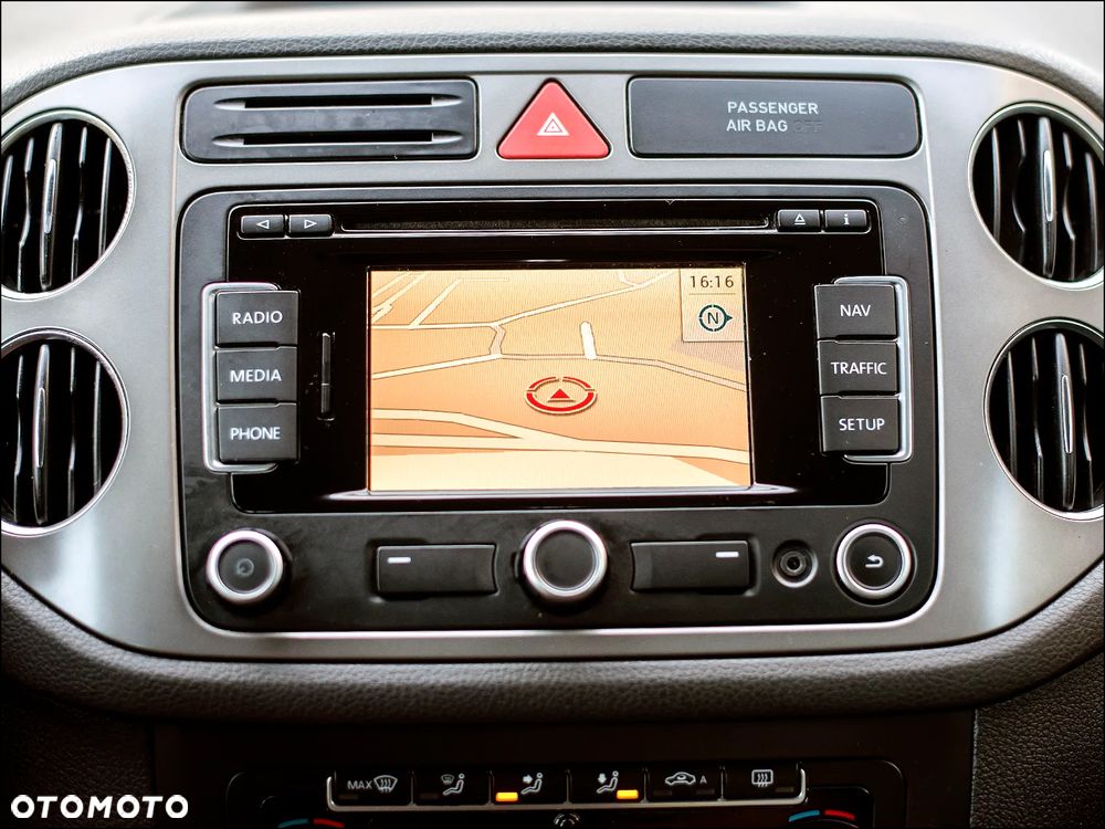 Volkswagen Tiguan - 25
