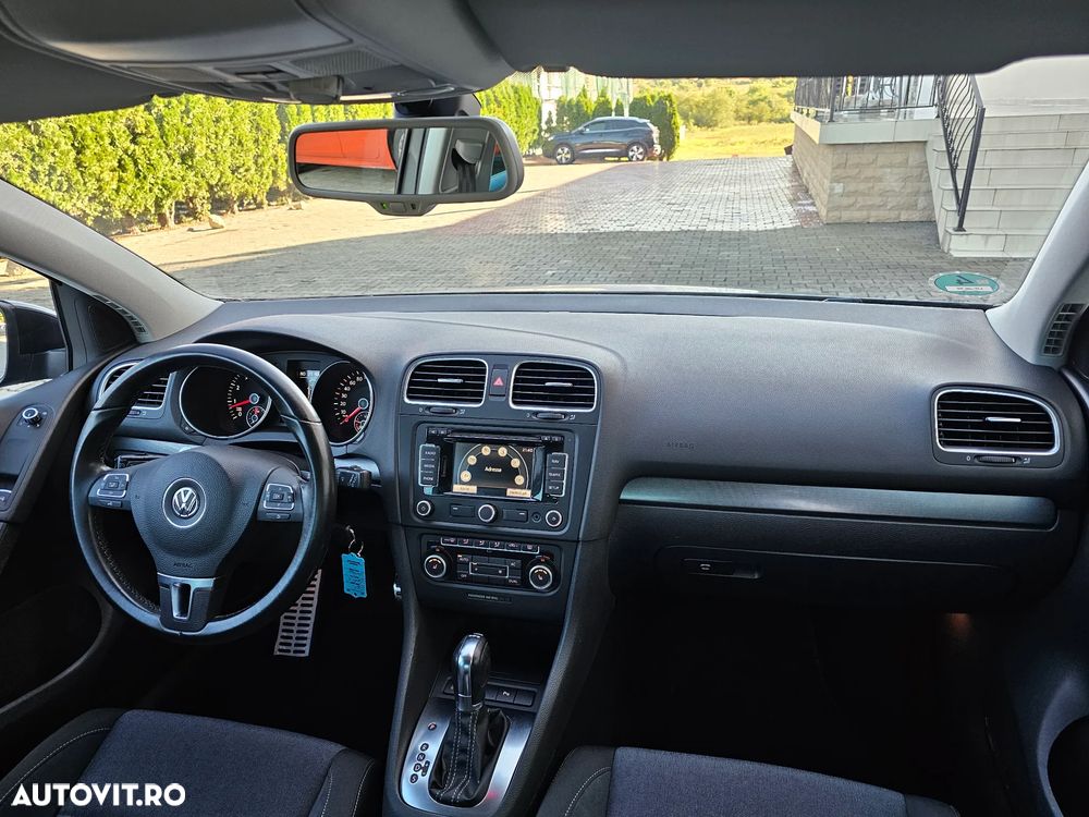 Volkswagen Golf 1.2 TSI DSG Style - 9