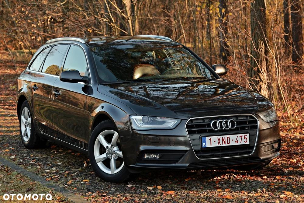 Audi A4 Avant 2.0 TDI DPF multitronic S line Sportpaket - 4