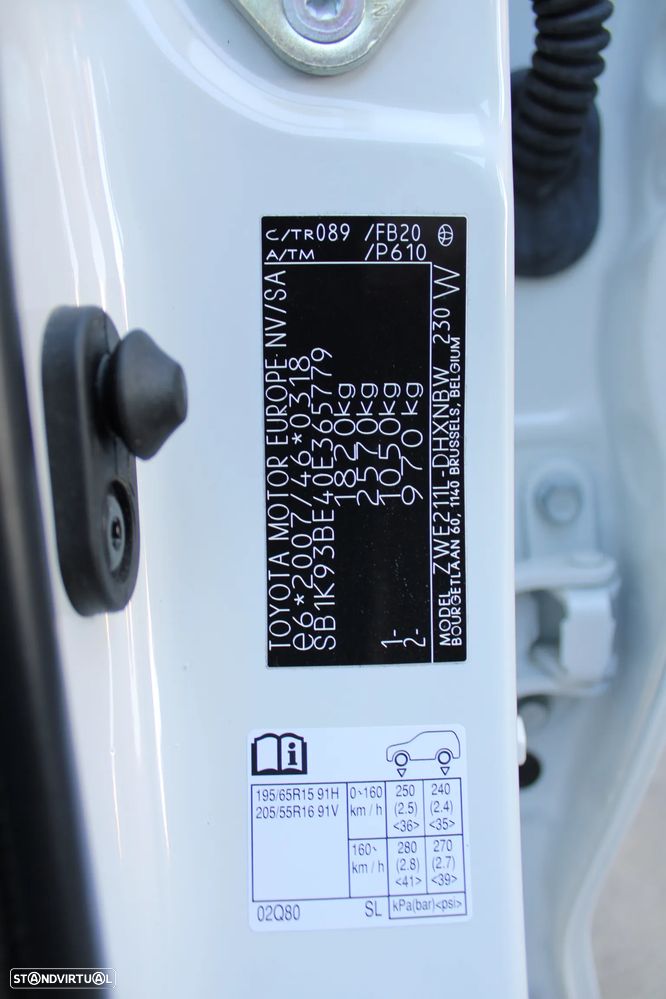 Toyota Corolla 1.8 Hybrid Exclusive - 14