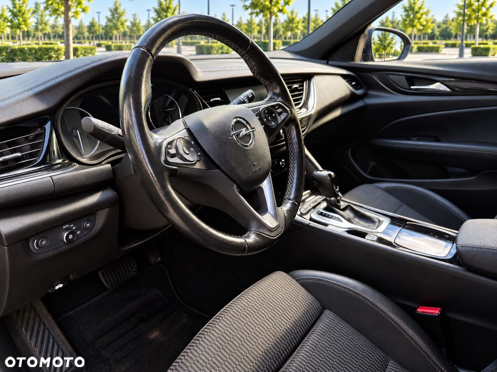 Opel Insignia 2.0 CDTI Elegance S&S - 9
