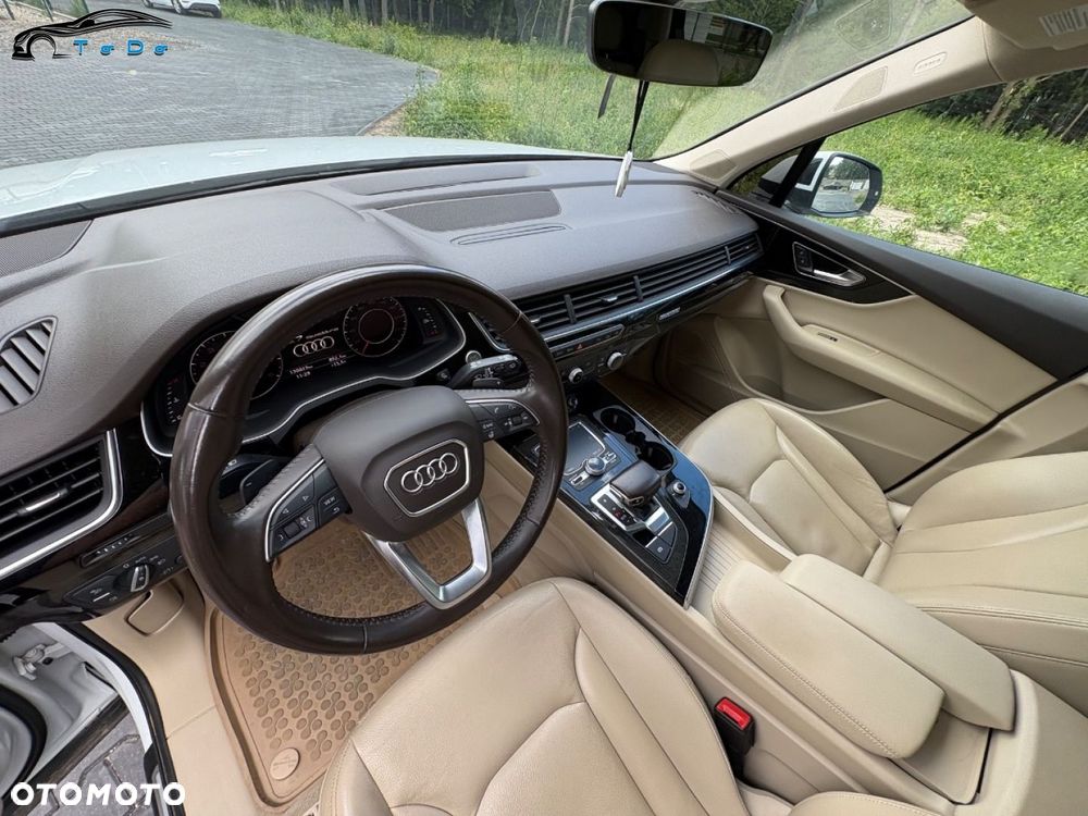 Audi Q7 3.0 TFSI Quattro Tiptronic - 25