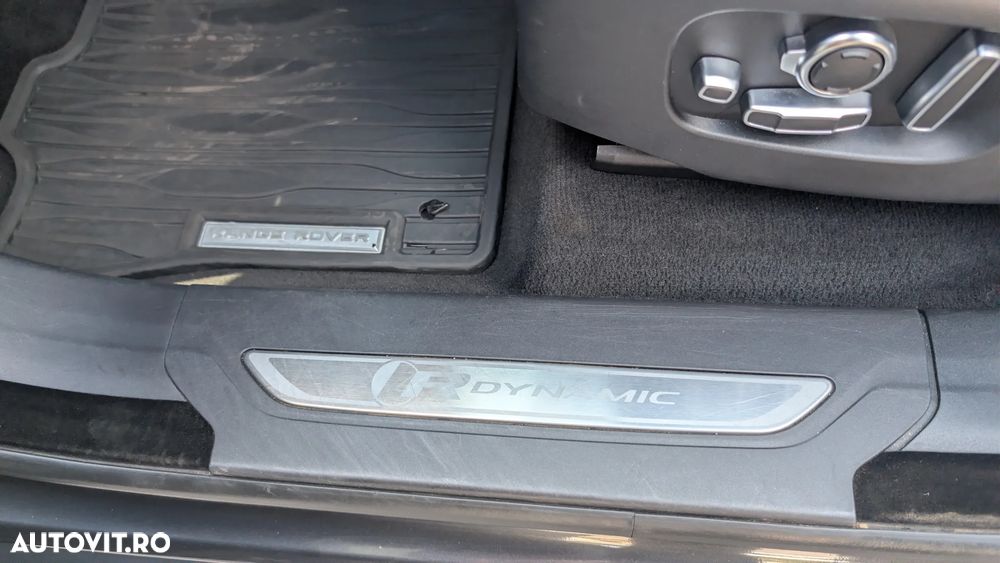Land Rover Range Rover Velar 3.0 R-Dynamic SE - 16