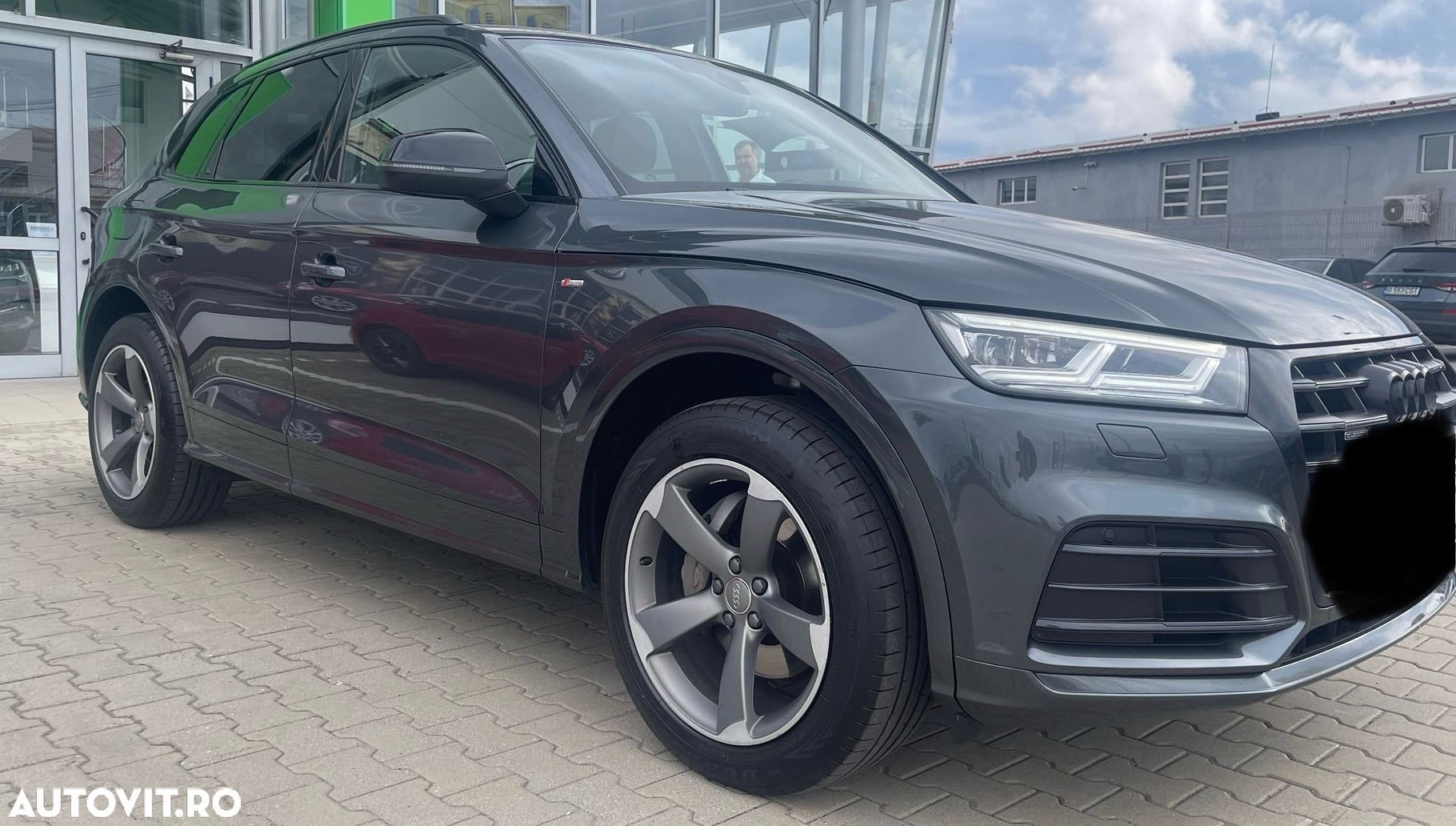 Audi Q5 2.0 40 TDI quattro S tronic Sport - 2