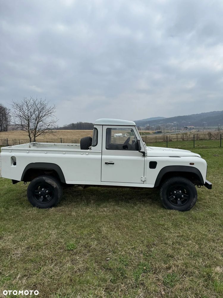 Land Rover Defender - 7