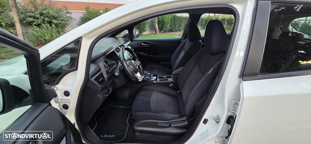 Nissan Leaf N-Connecta - 6