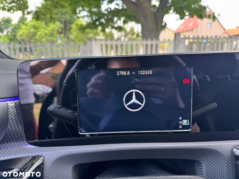 Mercedes-Benz CLA 200 d Progressive 8G-DCT - 9