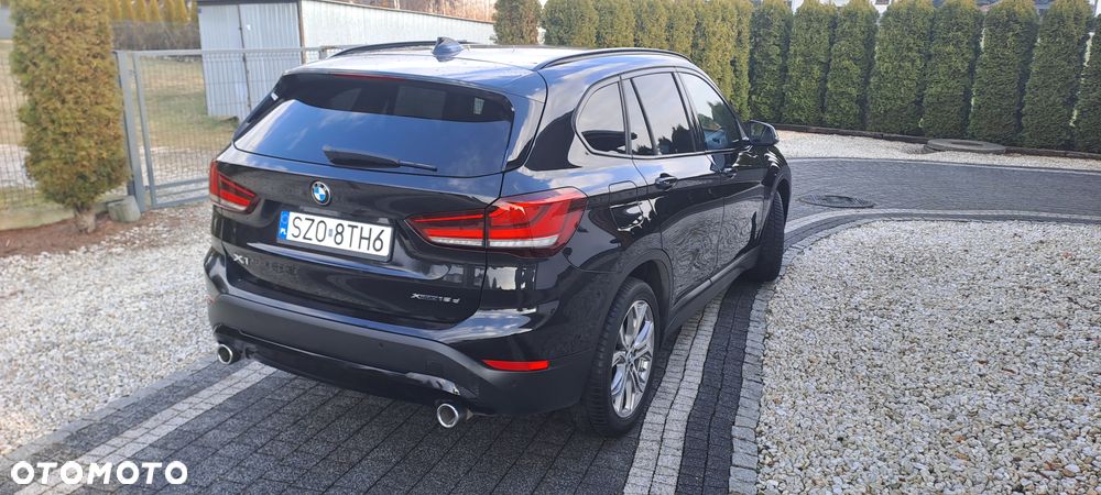 BMW X1 xDrive18d xLine - 10