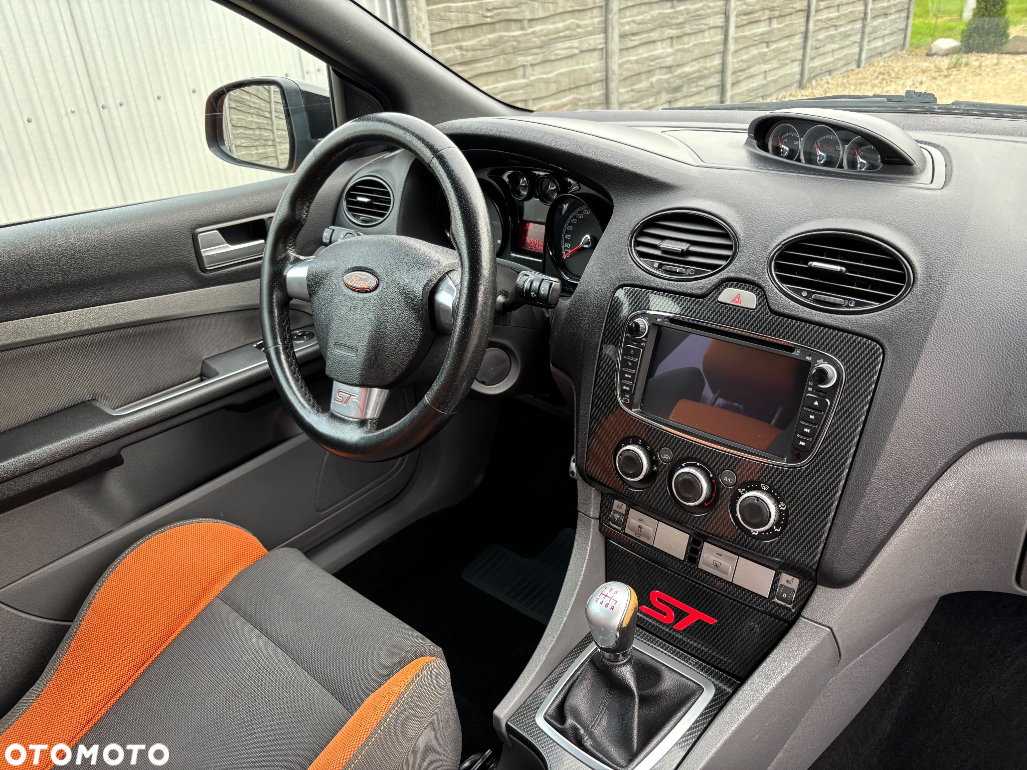 Ford Focus 2.5 ST - 27