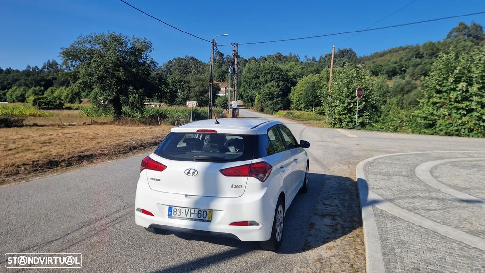 Hyundai i20 1.1 CRDi Access+Bluetooth - 3
